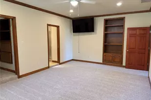 20700 E Lakeshore Dr, Spicewood, TX 78669 - Photo 24