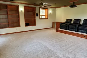 20700 E Lakeshore Dr, Spicewood, TX 78669 - Photo 14