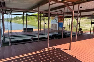 20700 E Lakeshore Dr, Spicewood, TX 78669 - Photo 26