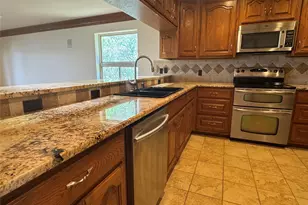 20700 E Lakeshore Dr, Spicewood, TX 78669 - Photo 6