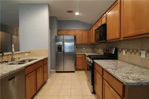 11505 Oltons Bluff Cove, Austin, TX 78754 - Photo 4