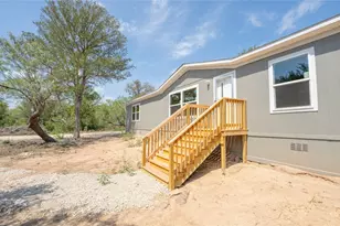 160 Brinley Mae Wy, Lockhart, TX 78644 - Photo 4