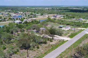 160 Brinley Mae Wy, Lockhart, TX 78644 - Photo 40