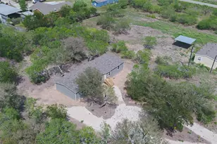 160 Brinley Mae Wy, Lockhart, TX 78644 - Photo 38