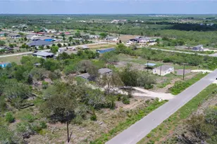 160 Brinley Mae Wy, Lockhart, TX 78644 - Photo 40