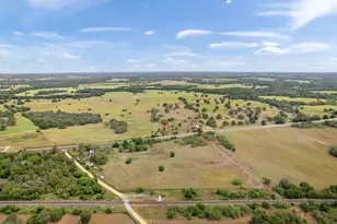 10843 US Hwy 90 W, Harwood, TX 78632 - Photo 30