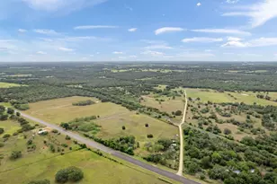 10843 US Hwy 90 W, Harwood, TX 78632 - Photo 26