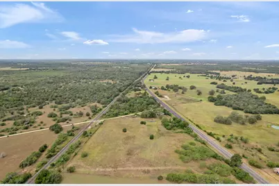 10843 US Highway 90 W, Harwood, TX 78632 - Photo 32