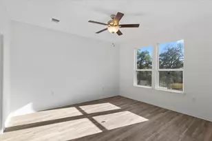 813 Saratoga Ln, Georgetown, TX 78633 - Photo 12