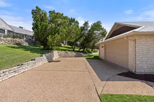 109 Schooner Dr, Lakeway, TX 78738 - Photo 28