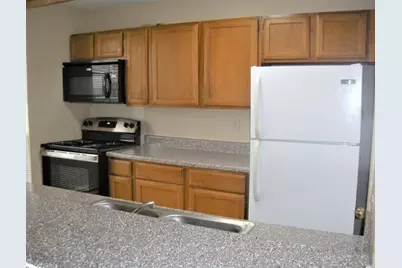 704 W 21st Street #304, Austin, TX 78705 - Photo 4