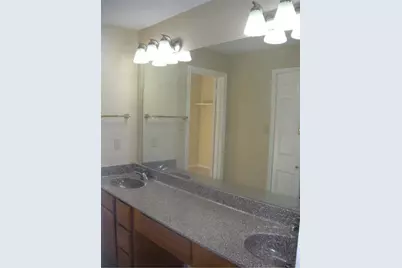 704 W 21st Street #304, Austin, TX 78705 - Photo 10