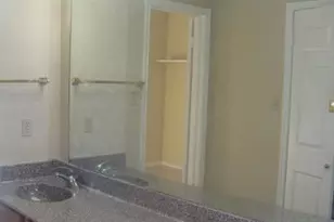 704 W 21st St, Austin, TX 78705 - Photo 10