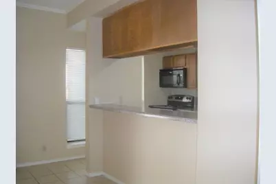 704 W 21st Street #304, Austin, TX 78705 - Photo 30