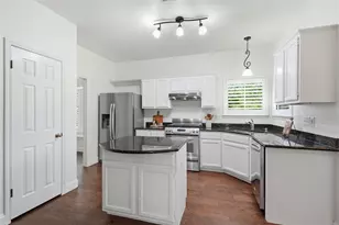 6515 Sans Souci Cove, Austin, TX 78759 - Photo 10