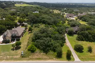411 Brookhollow, New Braunfels, TX 78132 - Photo 1