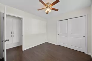 13310 Wisterwood St, Austin, TX 78729 - Photo 18