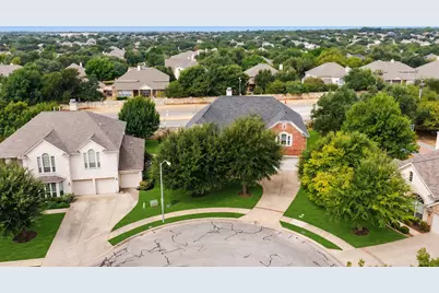 2704 Covington Place, Round Rock, TX 78681 - Photo 2