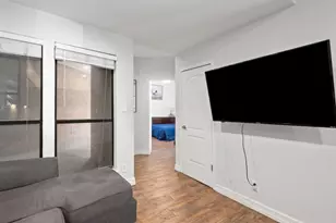 1910 Robbins Pl, Austin, TX 78705 - Photo 10