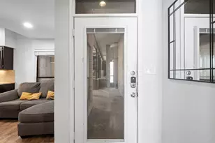 1910 Robbins Pl, Austin, TX 78705 - Photo 16