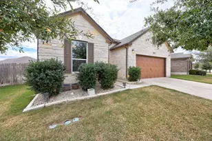 136 Vickers St, Georgetown, TX 78628 - Photo 2