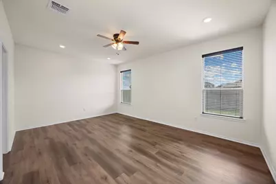 136 Vickers Street, Georgetown, TX 78628 - Photo 16