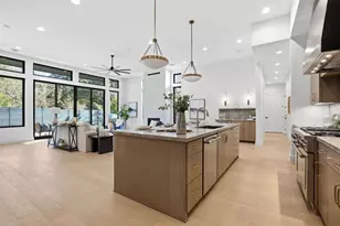 3106 Greenlawn Pkwy, Austin, TX 78757 - Photo 10