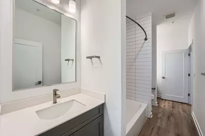 3213 Zach Scott Street, Austin, TX 78723 - Photo 4