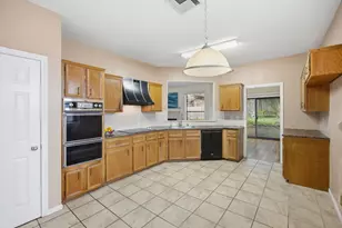 11810 Bittern Hollow Ln, Austin, TX 78758 - Photo 10