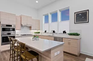 6129 Sendero Hills Pkwy, Austin, TX 78724 - Photo 10