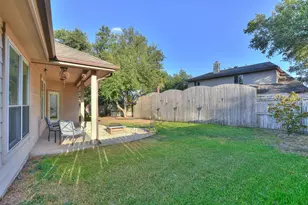 111 Pecos Ct, Georgetown, TX 78628 - Photo 32