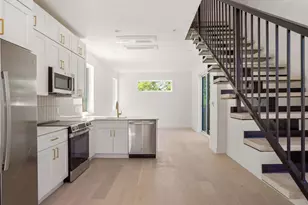 2609 Davis Ln, Austin, TX 78745 - Photo 4