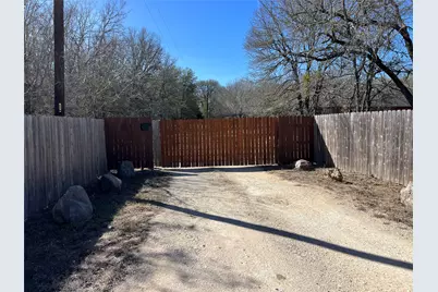665 Wilson Road, Red Rock, TX 78662 - Photo 34