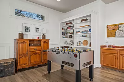 206 W Burbank Street, Fredericksburg, TX 78624 - Photo 14