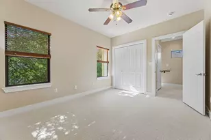4608 Windy Brook Dr, Austin, TX 78723 - Photo 32