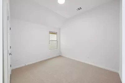 437 Lucky Avenue, Elgin, TX 78621 - Photo 20