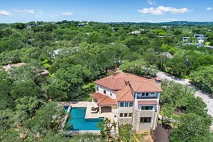 11 Inwood Cir, Austin, TX 78746 - Photo 2