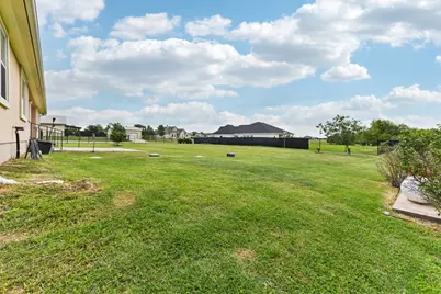 138 Gable Street, Kyle, TX 78640 - Photo 32