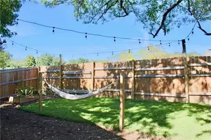 1511 Rutland Dr, Austin, TX 78758 - Photo 14