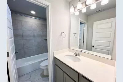 227 Kellys Heroes Way, Jarrell, TX 76537 - Photo 10