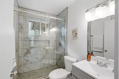 2704 Carnarvon Lane, Austin, TX 78704 - Photo 16
