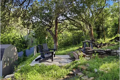 2704 Carnarvon Lane, Austin, TX 78704 - Photo 20