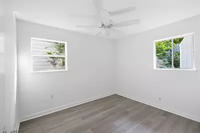 2704 Carnarvon Lane, Austin, TX 78704 - Photo 18