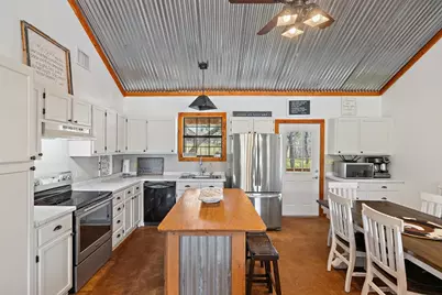 2631 N US Hwy 281, Johnson City, TX 78636 - Photo 8