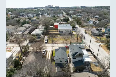 924 Cardinal Lane, Austin, TX 78704 - Photo 32