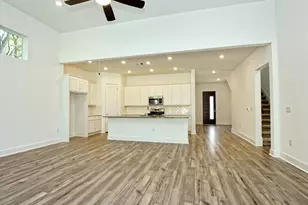 402 Zennia St, Austin, TX 78751 - Photo 4