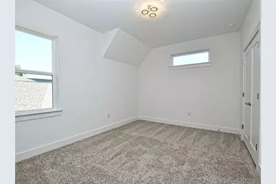 402 Zennia Street, Austin, TX 78751 - Photo 24