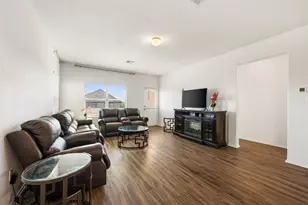 132 Joe Kidd Ln NW, Jarrell, TX 76537 - Photo 10