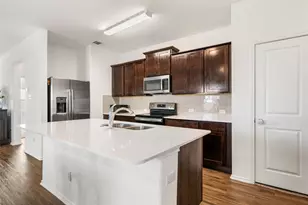 132 Joe Kidd Ln NW, Jarrell, TX 76537 - Photo 6