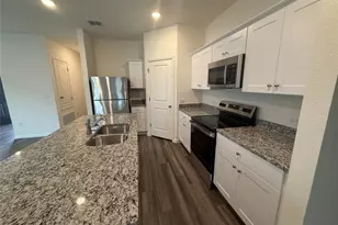 417 Wedemeyer St, Taylor, TX 76574 - Photo 4